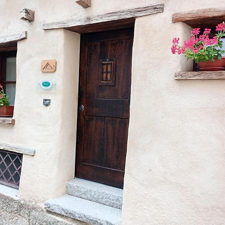 B&B E Home Restaurant S'Ispera Monolocale Uso Esclusivo Fonni Exterior photo